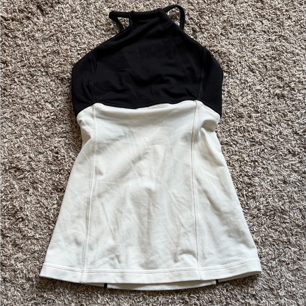 Lululemon high-neck tank